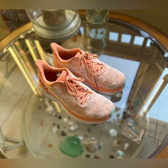 🦩Hoka🦩-Women's Pink Running Shoes-Sz 10 Clifton 8 - Picture 4 of 12